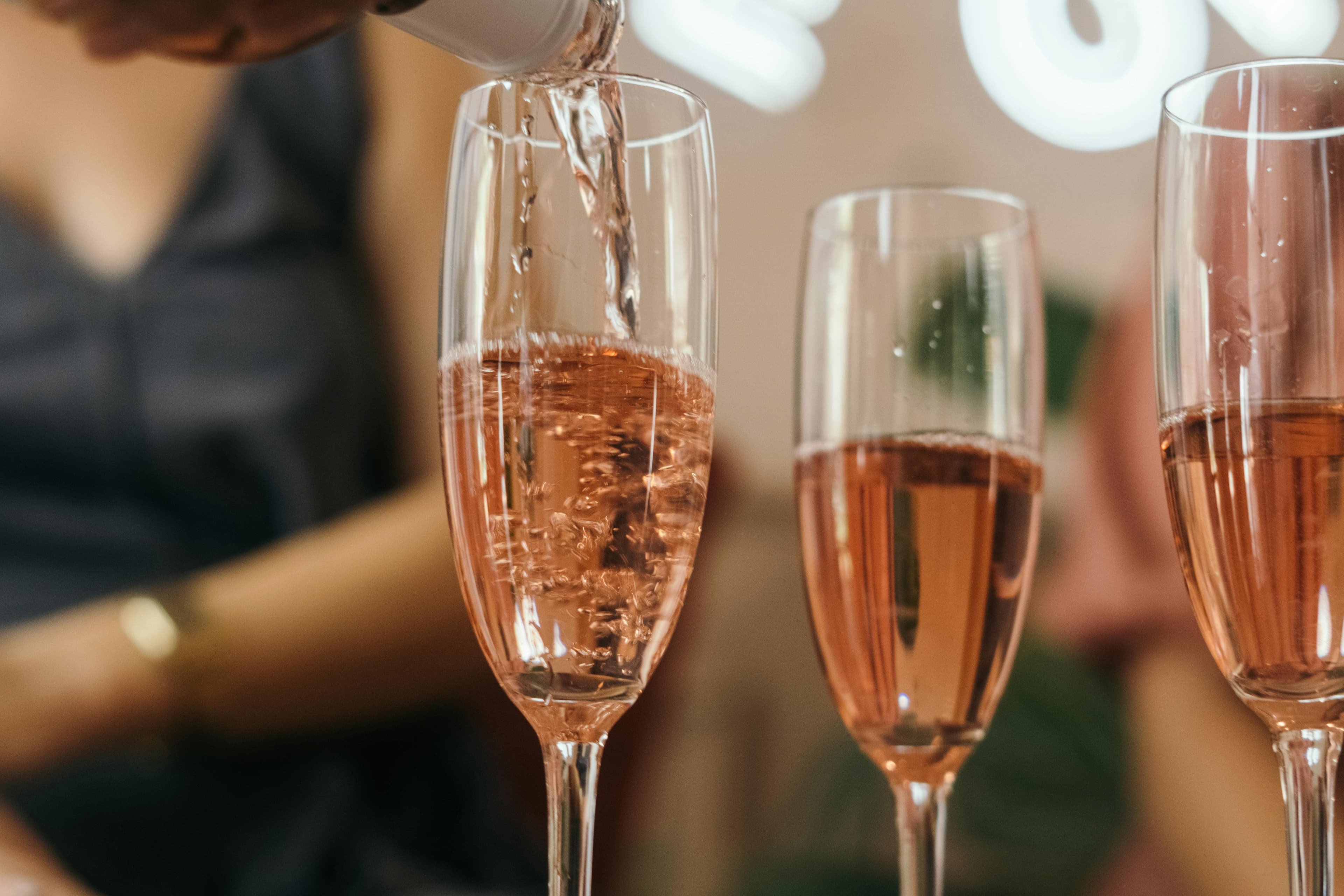 A Periphrasis of Rosé Wine
